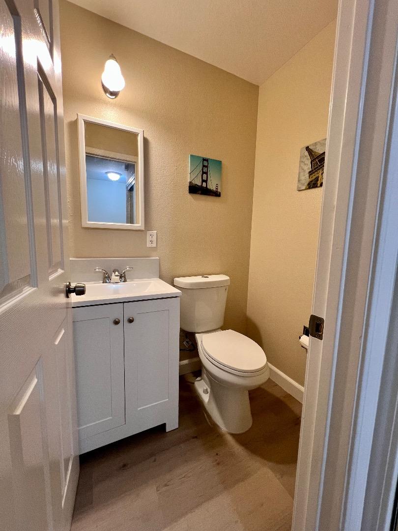 Detail Gallery Image 8 of 14 For 28272 Dickens Ave, Hayward,  CA 94544 - 3 Beds | 1/1 Baths