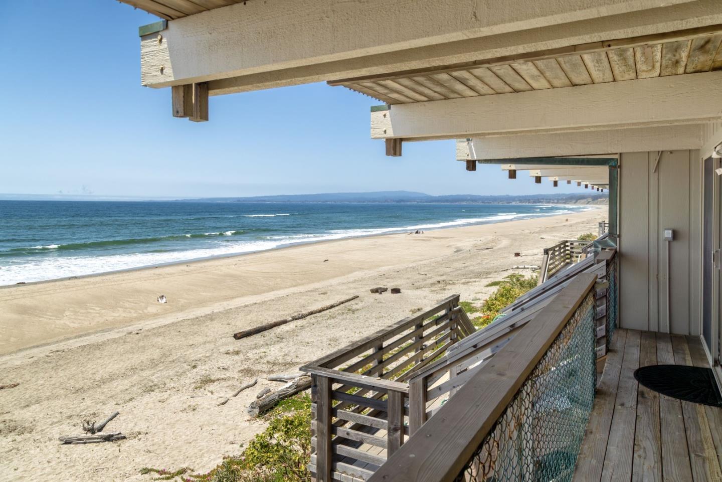 Detail Gallery Image 1 of 37 For 757 the Shore Line, Watsonville,  CA 95076 - 3 Beds | 3/1 Baths