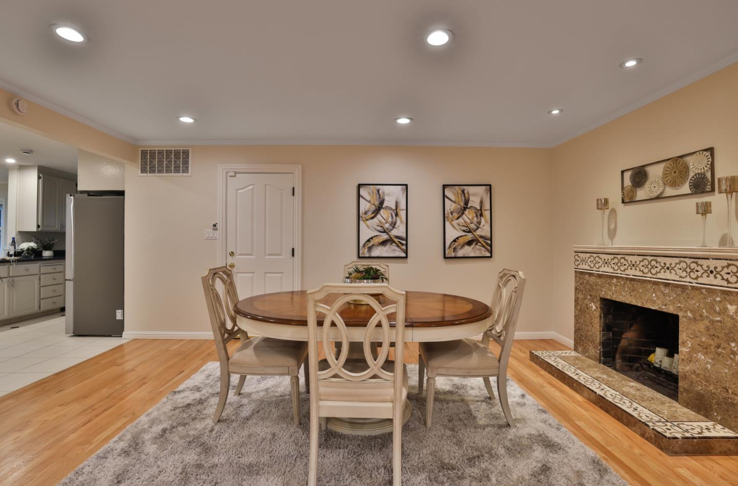 Detail Gallery Image 12 of 33 For 4346 Jan Way, San Jose,  CA 95124 - 3 Beds | 2 Baths