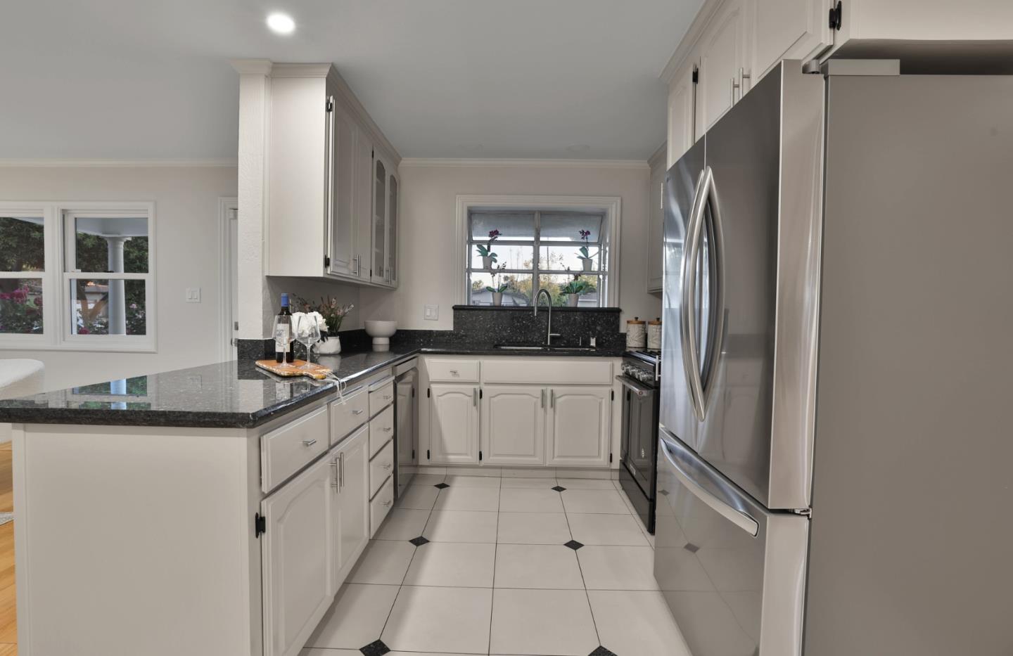 Detail Gallery Image 9 of 33 For 4346 Jan Way, San Jose,  CA 95124 - 3 Beds | 2 Baths