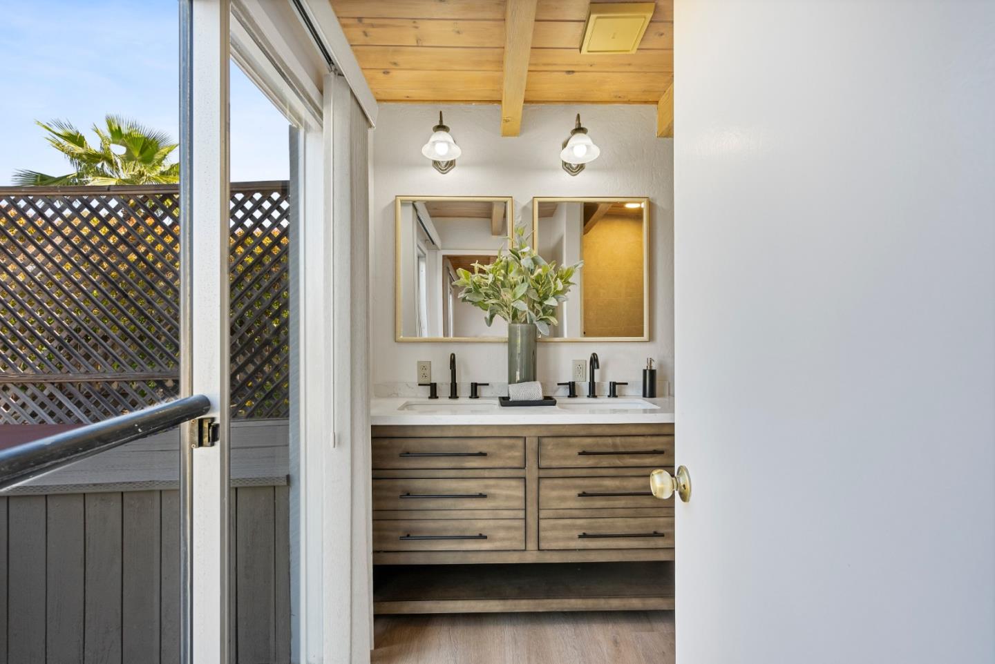 Detail Gallery Image 34 of 48 For 50 Florence Ct, Hollister,  CA 95023 - 3 Beds | 2/1 Baths