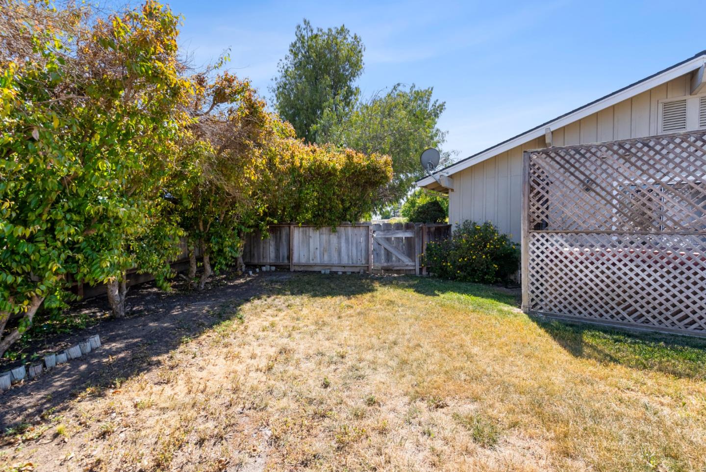 Detail Gallery Image 46 of 48 For 50 Florence Ct, Hollister,  CA 95023 - 3 Beds | 2/1 Baths