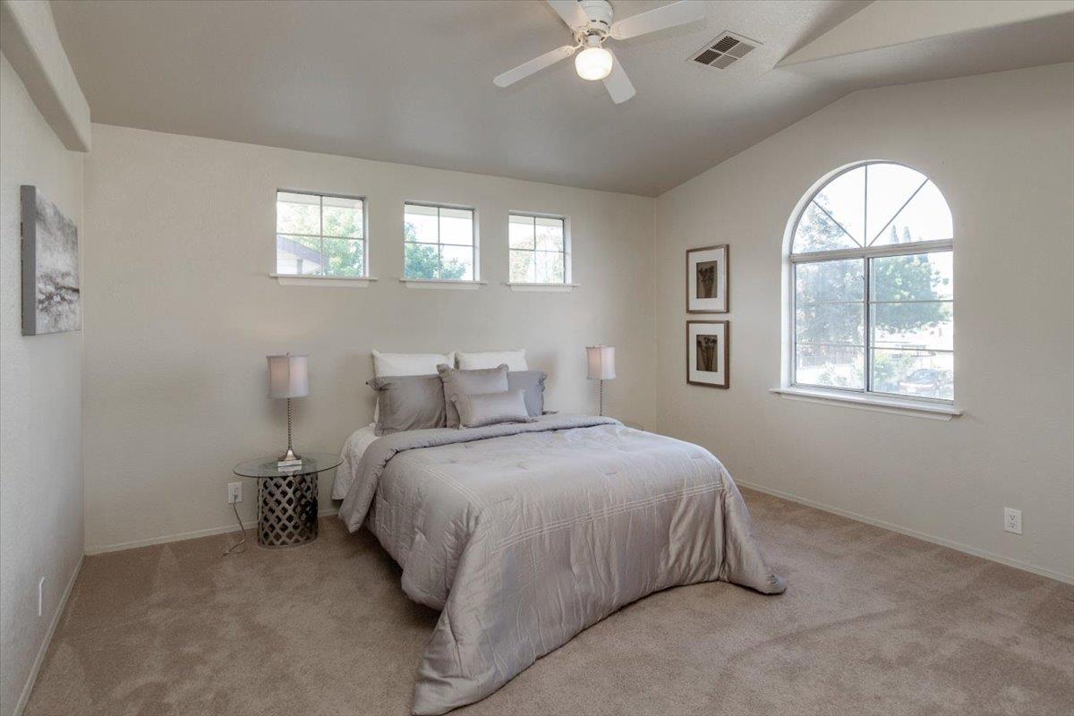 Detail Gallery Image 10 of 30 For 3638 Clear Brook Ct, San Jose,  CA 95111 - 4 Beds | 3/1 Baths