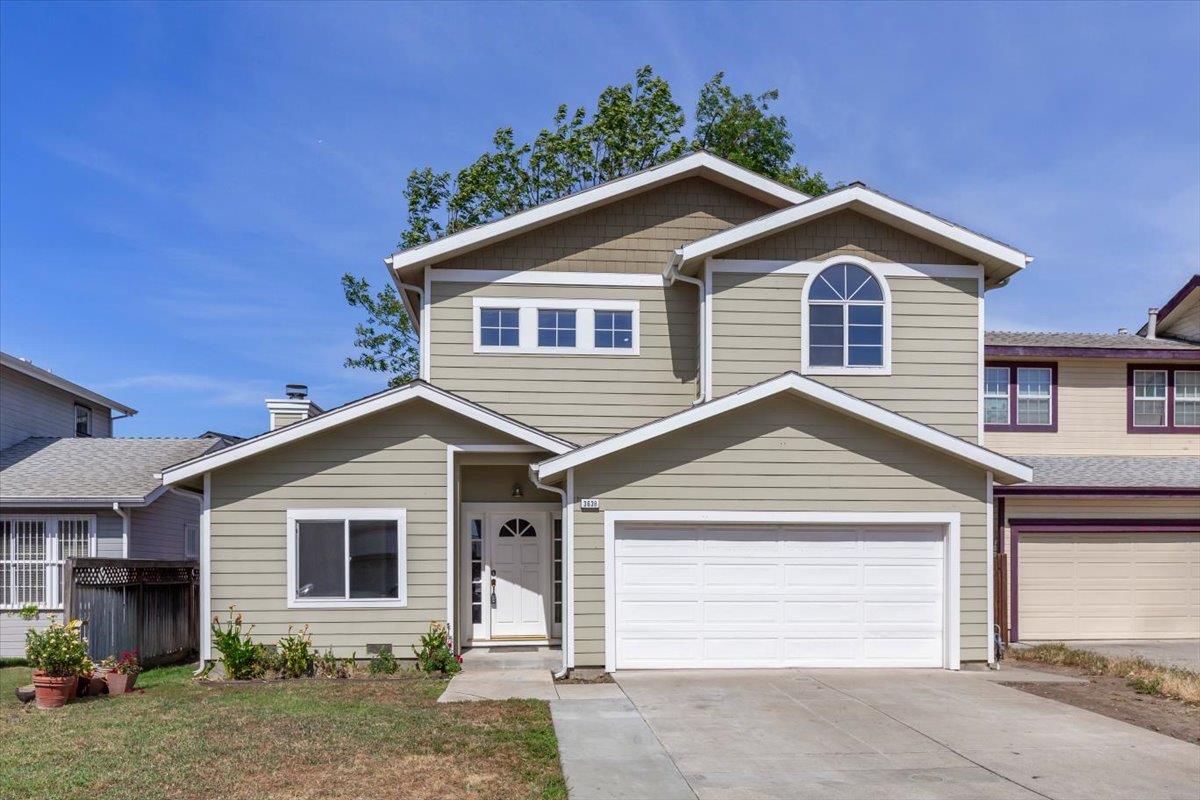 Detail Gallery Image 2 of 30 For 3638 Clear Brook Ct, San Jose,  CA 95111 - 4 Beds | 3/1 Baths