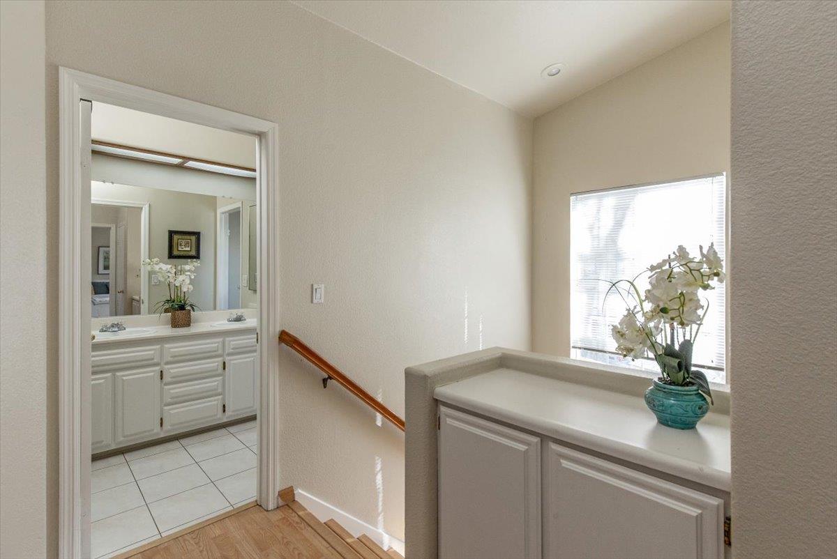 Detail Gallery Image 20 of 30 For 3638 Clear Brook Ct, San Jose,  CA 95111 - 4 Beds | 3/1 Baths