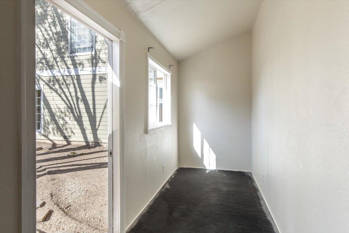 Detail Gallery Image 27 of 30 For 3638 Clear Brook Ct, San Jose,  CA 95111 - 4 Beds | 3/1 Baths