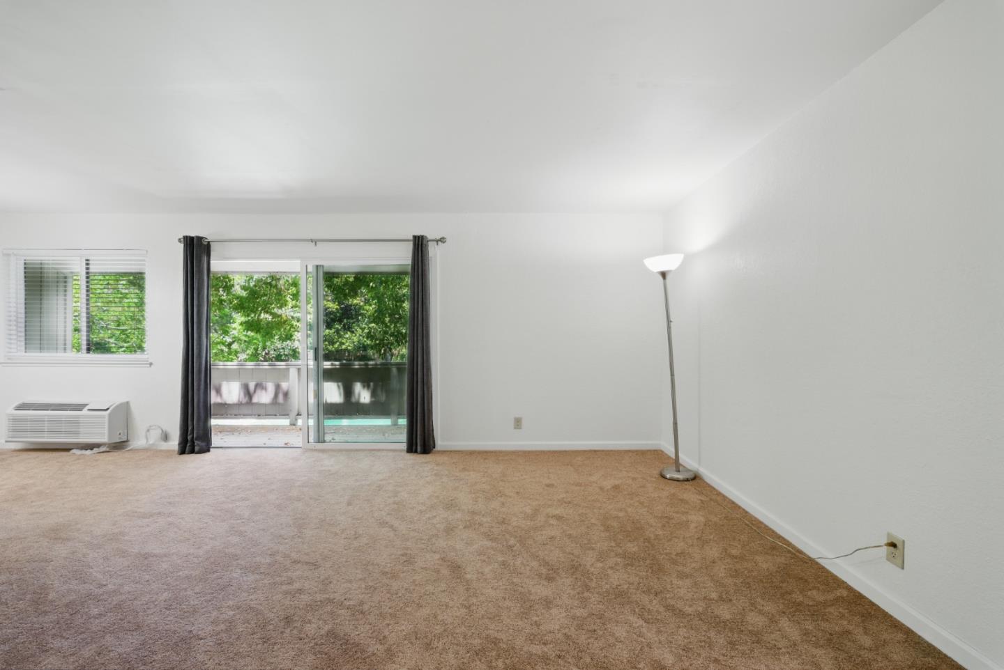 Detail Gallery Image 31 of 33 For 940 Kiely Blvd #H,  Santa Clara,  CA 95051 - 2 Beds | 1 Baths
