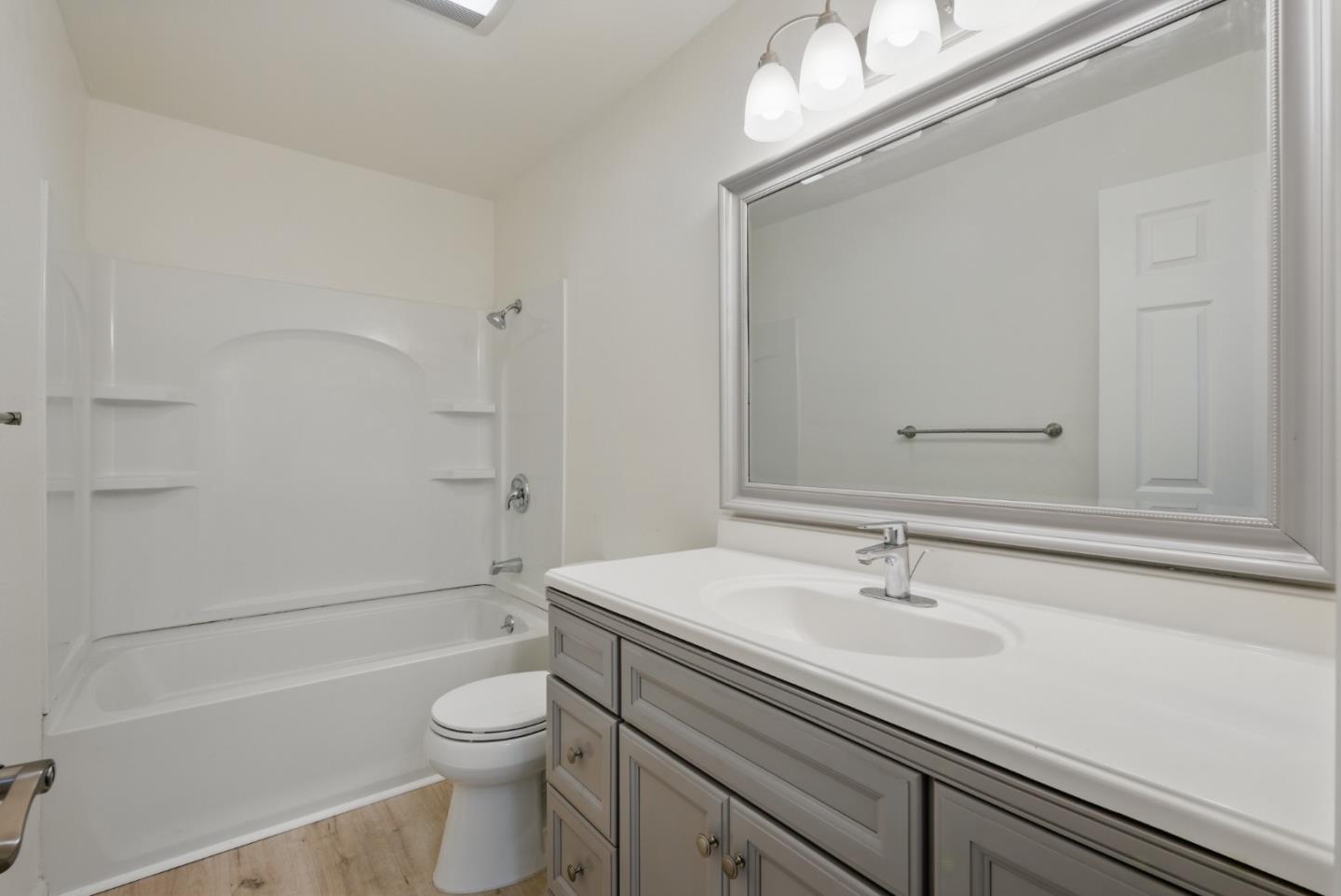 Detail Gallery Image 9 of 33 For 940 Kiely Blvd #H,  Santa Clara,  CA 95051 - 2 Beds | 1 Baths