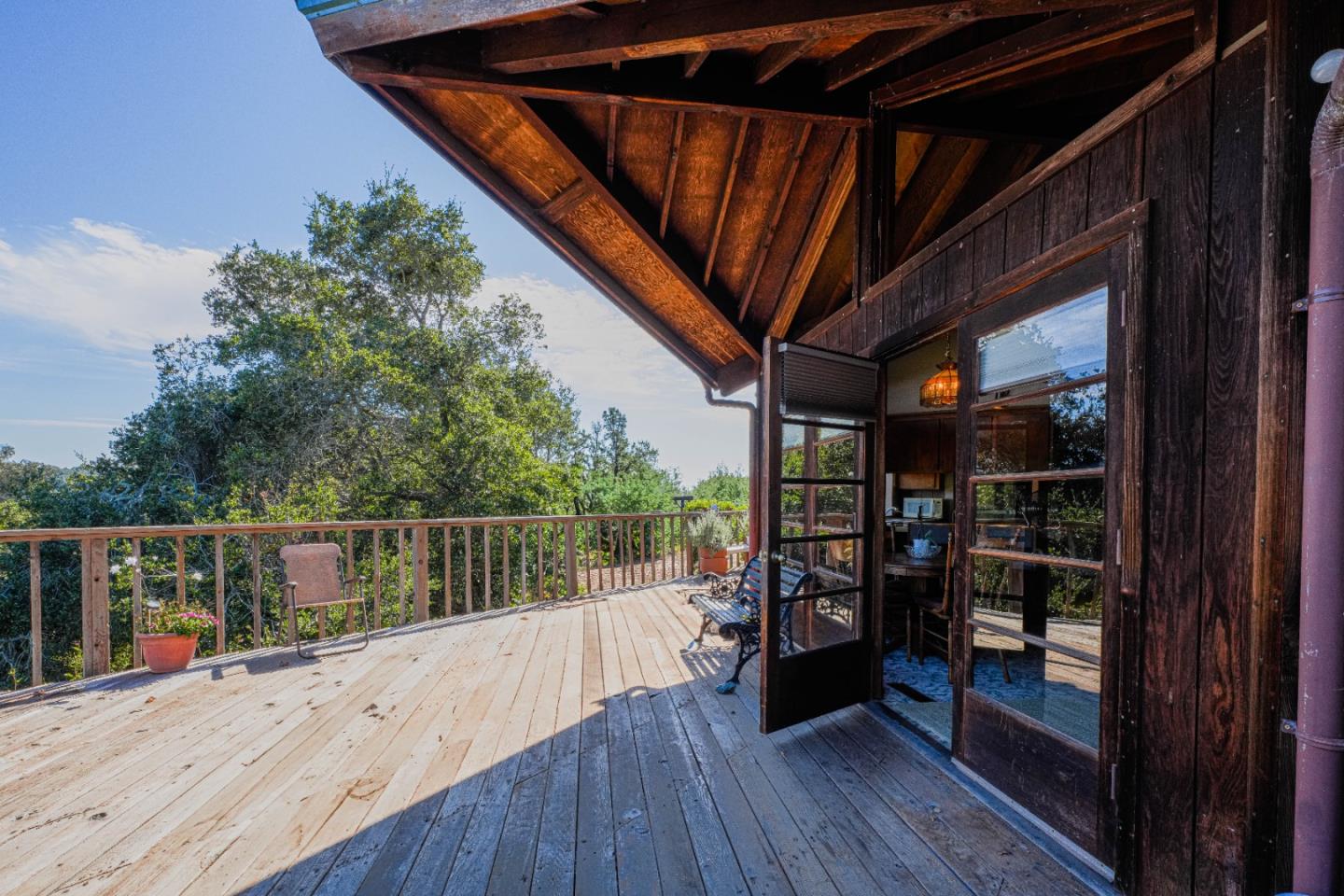Detail Gallery Image 6 of 24 For 18801 Moro Rd, Salinas,  CA 93907 - 3 Beds | 2 Baths