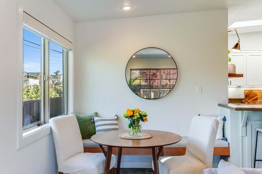 Detail Gallery Image 17 of 59 For 2360 Melanie Pl, Santa Cruz,  CA 95062 - 3 Beds | 2 Baths