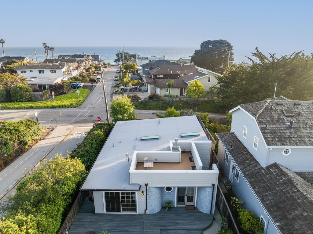 Detail Gallery Image 3 of 59 For 2360 Melanie Pl, Santa Cruz,  CA 95062 - 3 Beds | 2 Baths