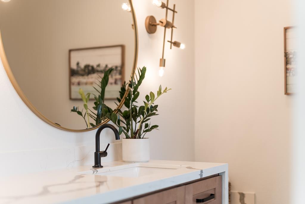 Detail Gallery Image 31 of 59 For 2360 Melanie Pl, Santa Cruz,  CA 95062 - 3 Beds | 2 Baths