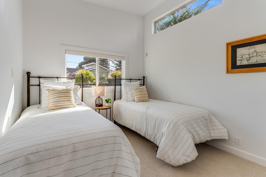 Detail Gallery Image 36 of 59 For 2360 Melanie Pl, Santa Cruz,  CA 95062 - 3 Beds | 2 Baths
