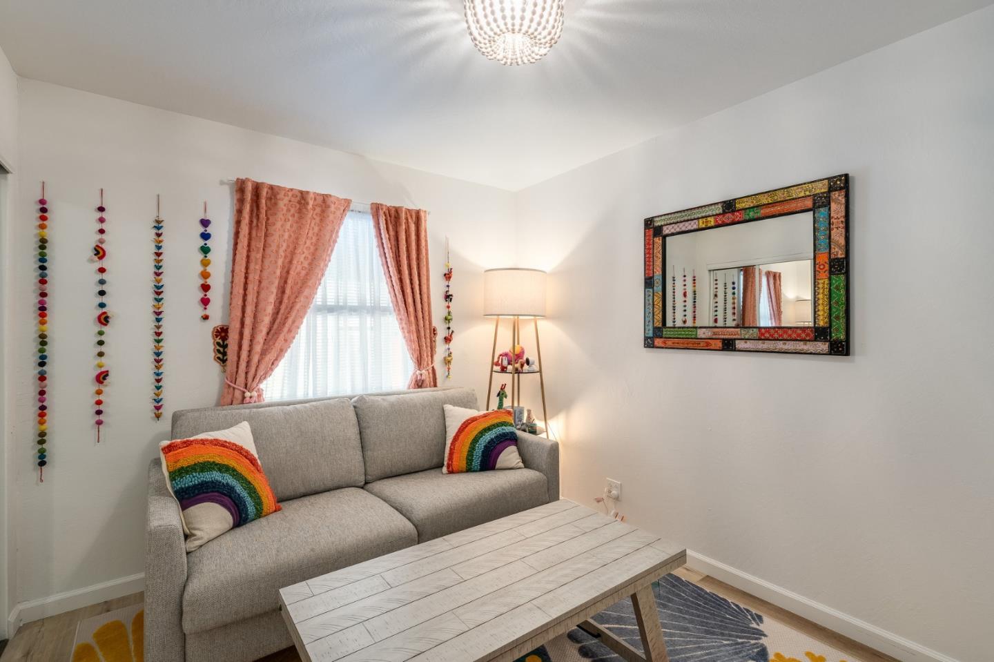 Detail Gallery Image 10 of 31 For 1324 Peralta Rd, Pacifica,  CA 94044 - 3 Beds | 2 Baths