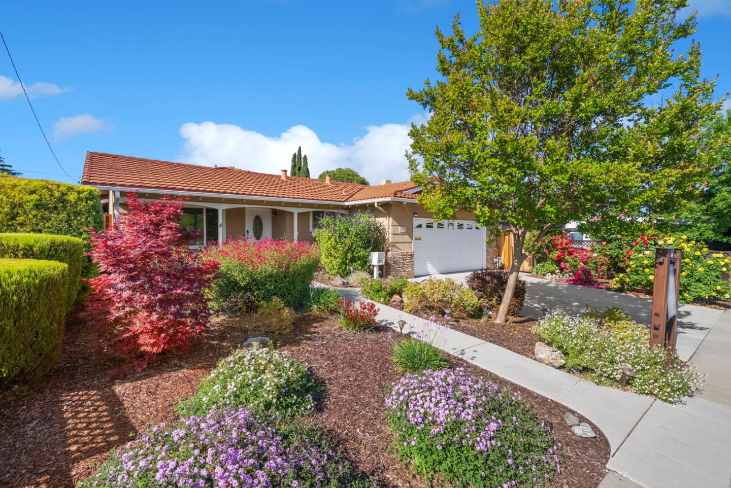 Detail Gallery Image 3 of 82 For 717 Bolivar Dr, San Jose,  CA 95123 - 3 Beds | 2 Baths