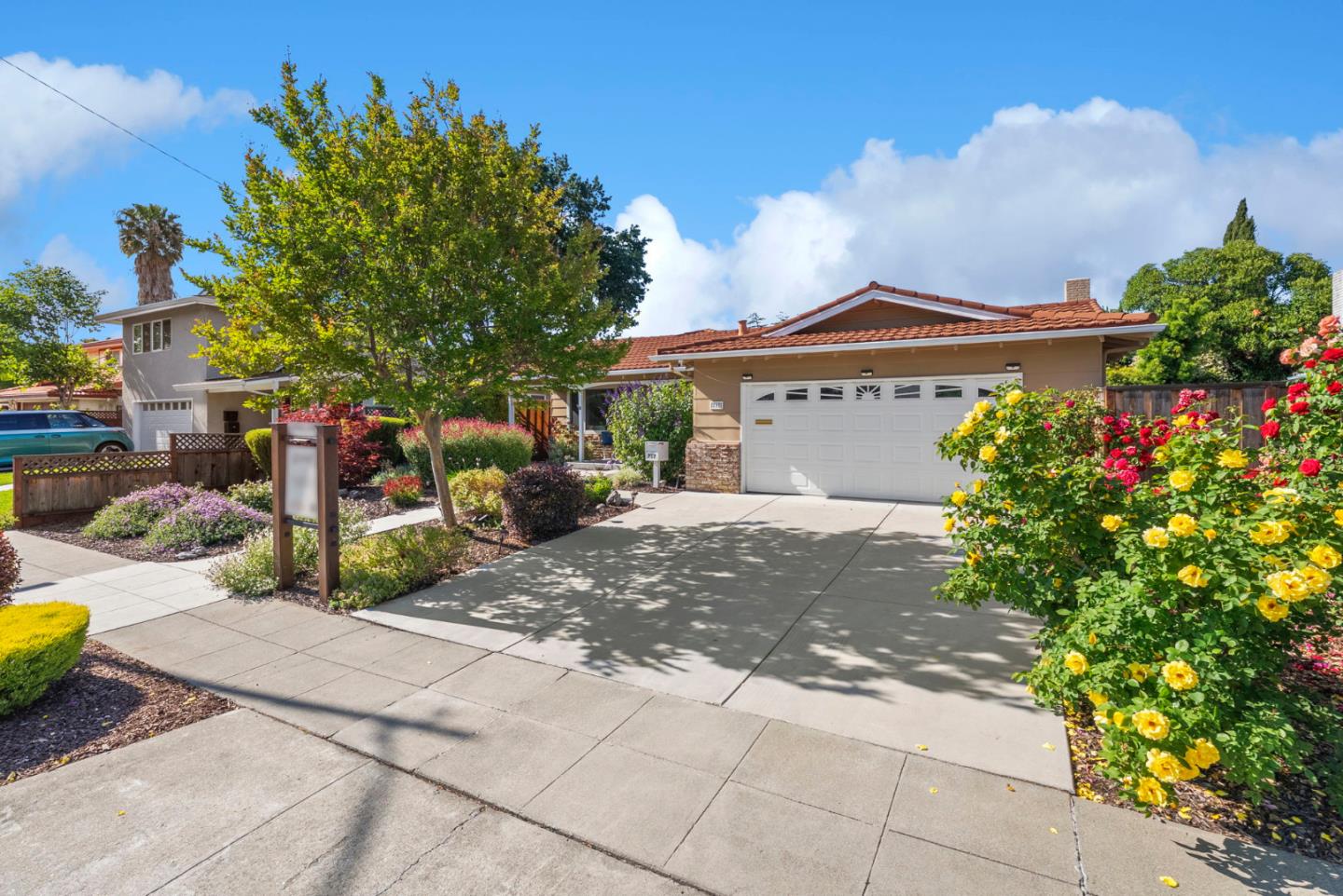 Detail Gallery Image 4 of 82 For 717 Bolivar Dr, San Jose,  CA 95123 - 3 Beds | 2 Baths