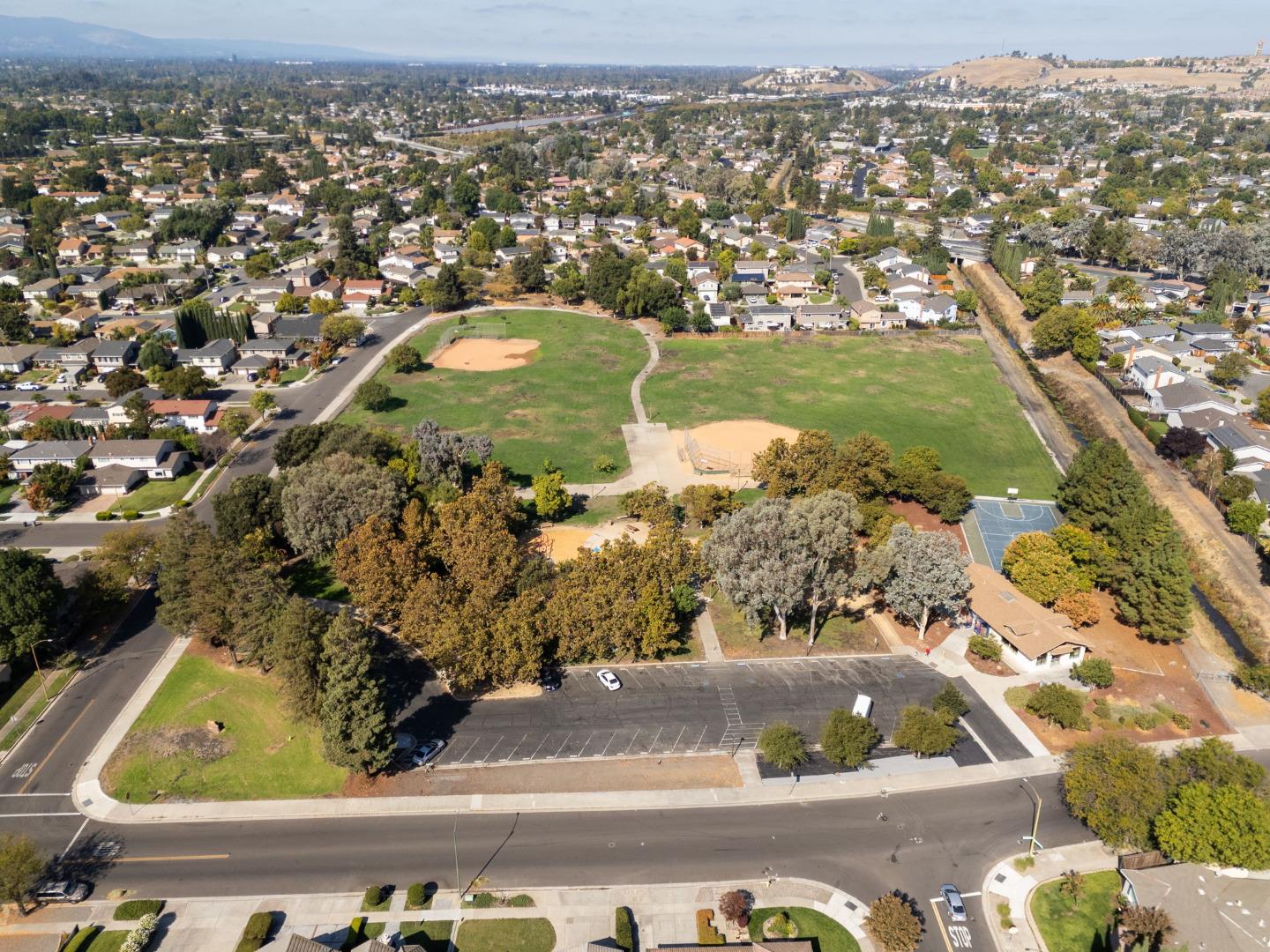 Detail Gallery Image 78 of 82 For 717 Bolivar Dr, San Jose,  CA 95123 - 3 Beds | 2 Baths