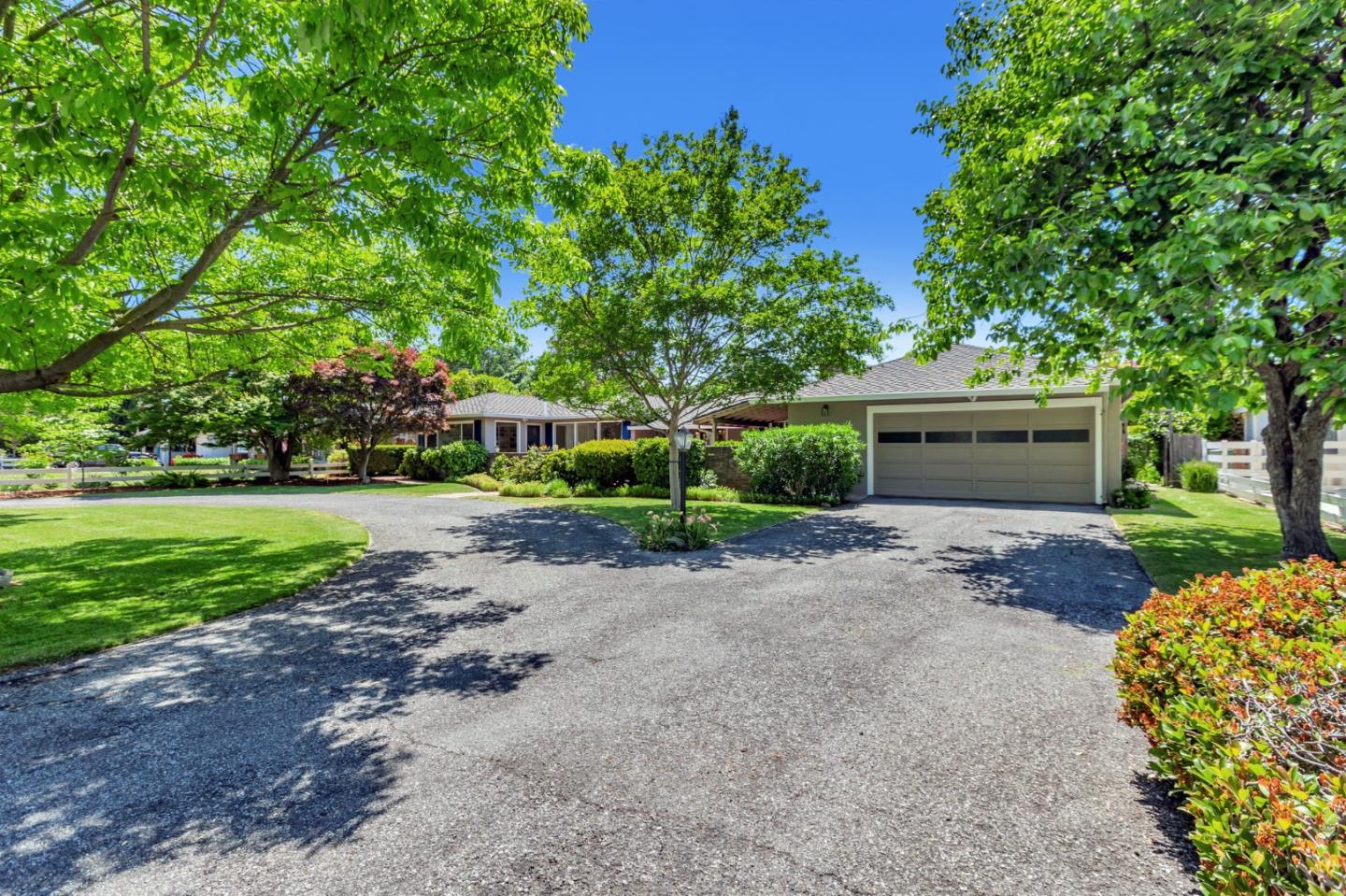 Detail Gallery Image 2 of 87 For 2557 Cottle Ave, San Jose,  CA 95125 - 3 Beds | 2 Baths