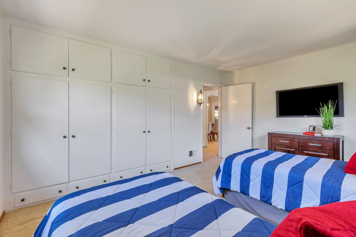 Detail Gallery Image 44 of 87 For 2557 Cottle Ave, San Jose,  CA 95125 - 3 Beds | 2 Baths