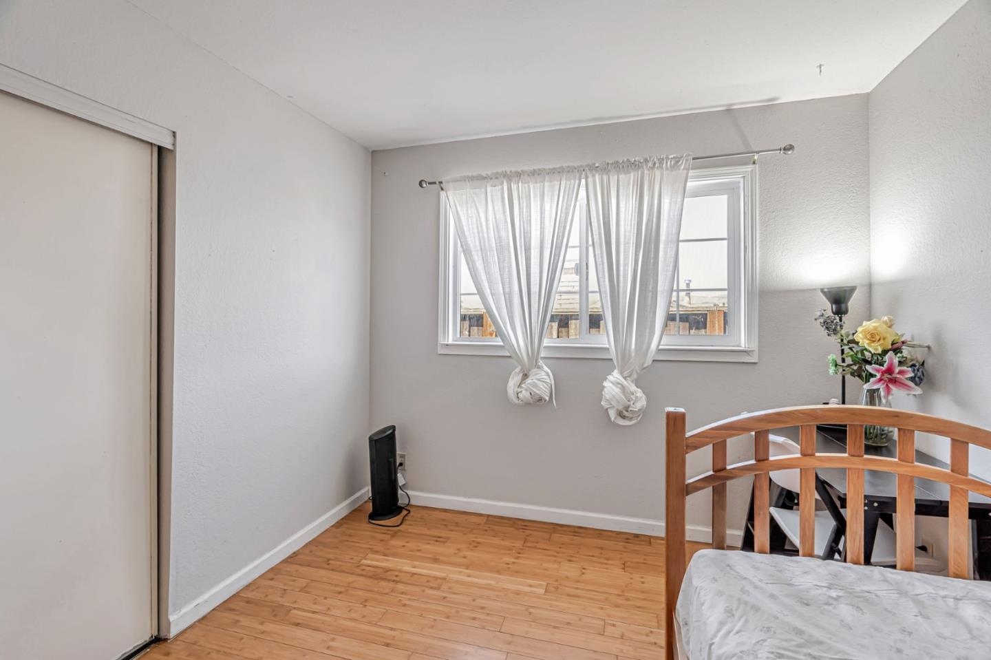 Detail Gallery Image 20 of 29 For 4763 Plainfield Dr, San Jose,  CA 95111 - 4 Beds | 2 Baths