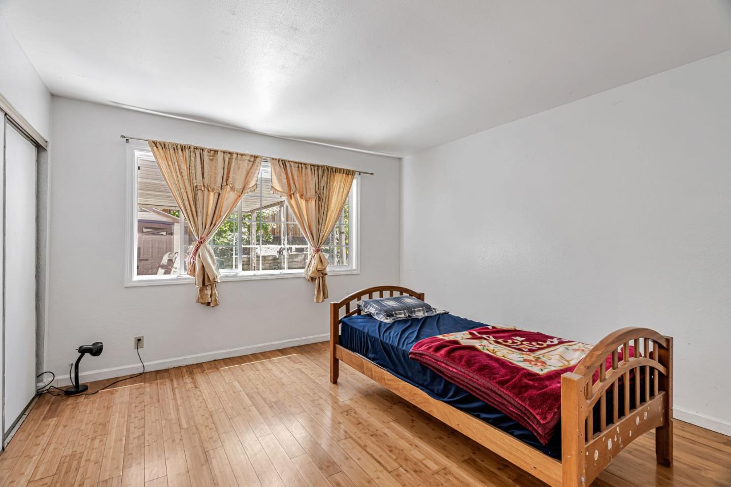 Detail Gallery Image 21 of 29 For 4763 Plainfield Dr, San Jose,  CA 95111 - 4 Beds | 2 Baths