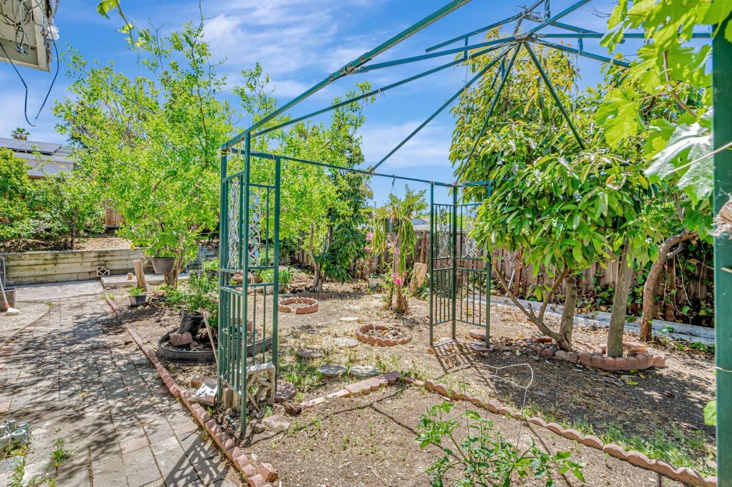 Detail Gallery Image 29 of 29 For 4763 Plainfield Dr, San Jose,  CA 95111 - 4 Beds | 2 Baths