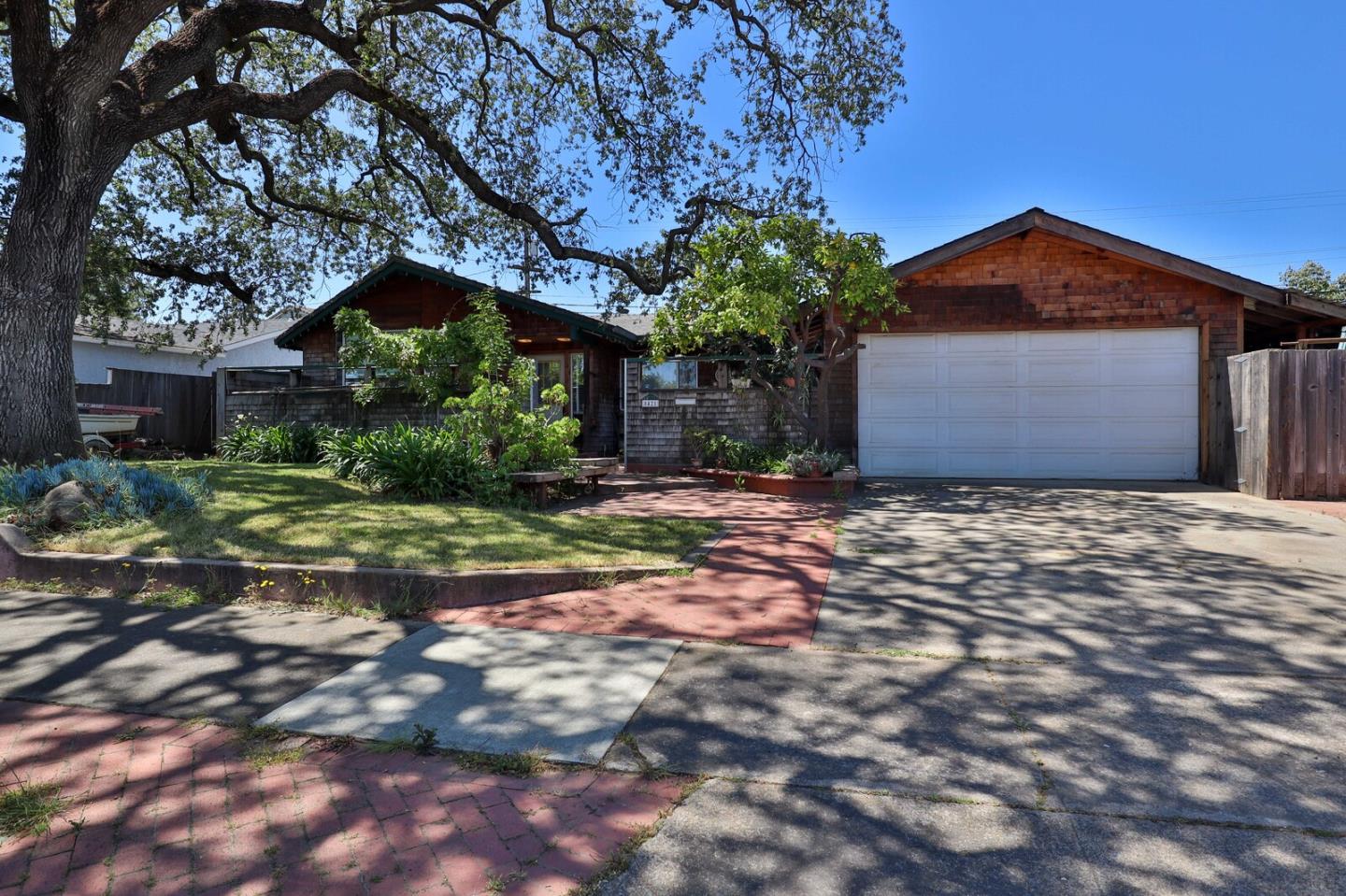 Detail Gallery Image 37 of 55 For 8421 Wayland Ln, Gilroy,  CA 95020 - 3 Beds | 2 Baths