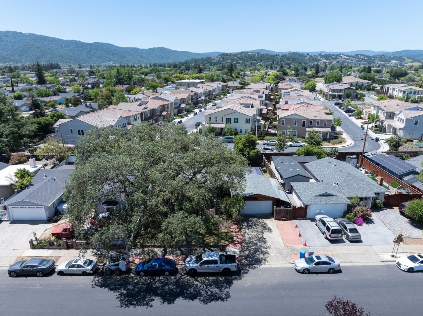 Detail Gallery Image 44 of 55 For 8421 Wayland Ln, Gilroy,  CA 95020 - 3 Beds | 2 Baths