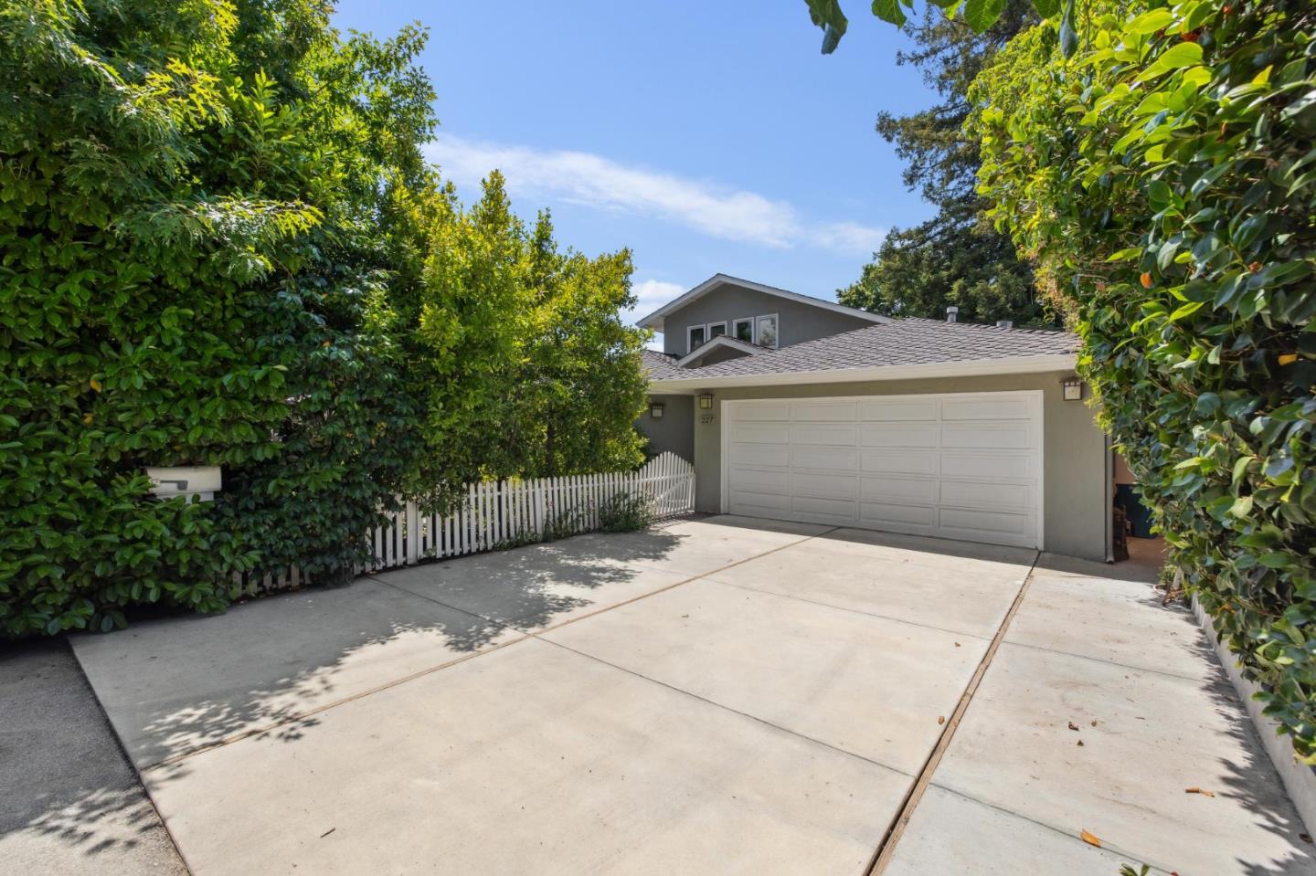 Detail Gallery Image 22 of 22 For 227 Santa Margarita Ave, Menlo Park,  CA 94025 - 3 Beds | 2 Baths