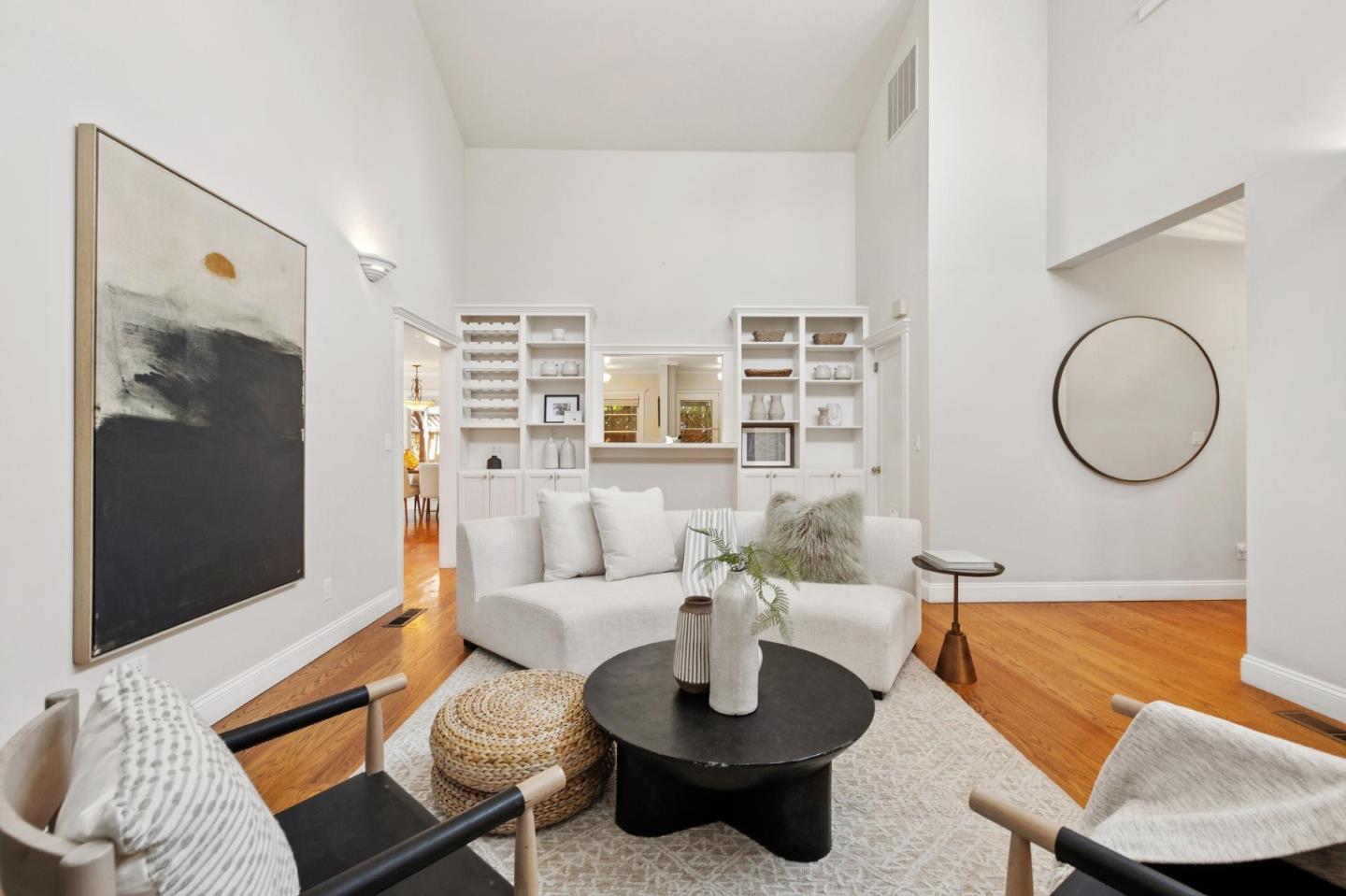 Detail Gallery Image 4 of 22 For 227 Santa Margarita Ave, Menlo Park,  CA 94025 - 3 Beds | 2 Baths