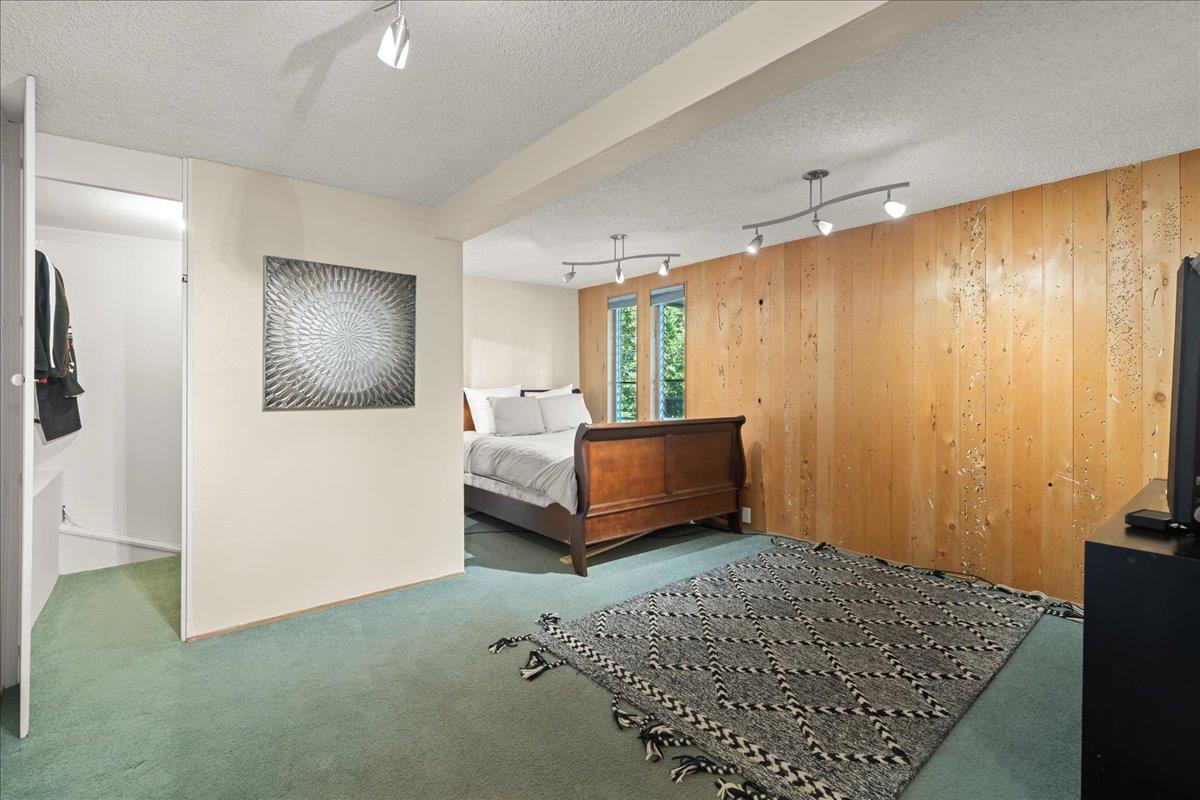 Detail Gallery Image 21 of 40 For 878 Hillcrest Dr, Redwood City,  CA 94062 - 5 Beds | 4 Baths