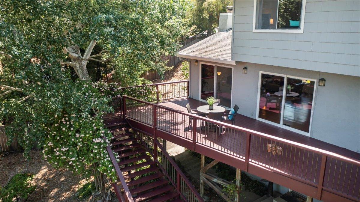 Detail Gallery Image 25 of 40 For 878 Hillcrest Dr, Redwood City,  CA 94062 - 5 Beds | 4 Baths