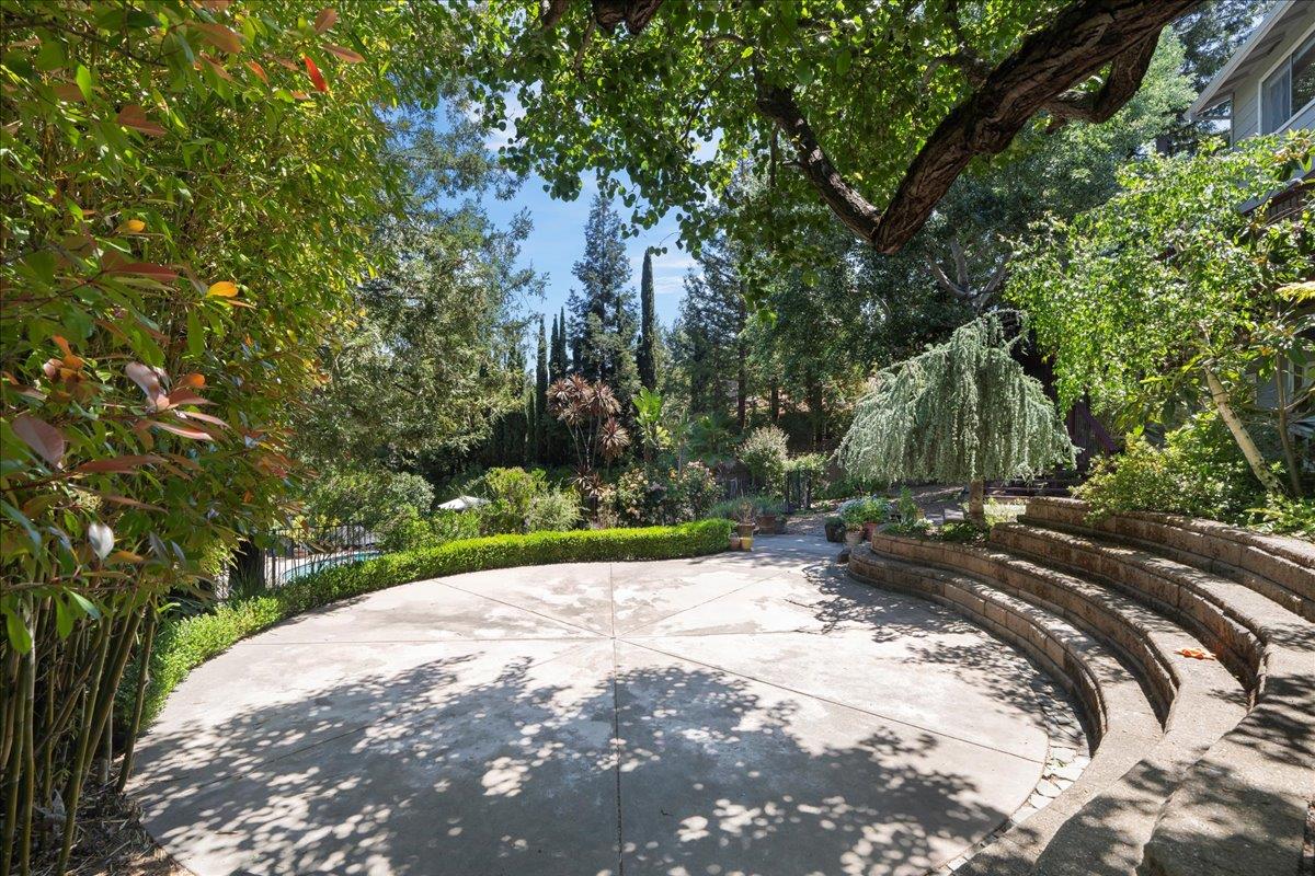 Detail Gallery Image 31 of 40 For 878 Hillcrest Dr, Redwood City,  CA 94062 - 5 Beds | 4 Baths