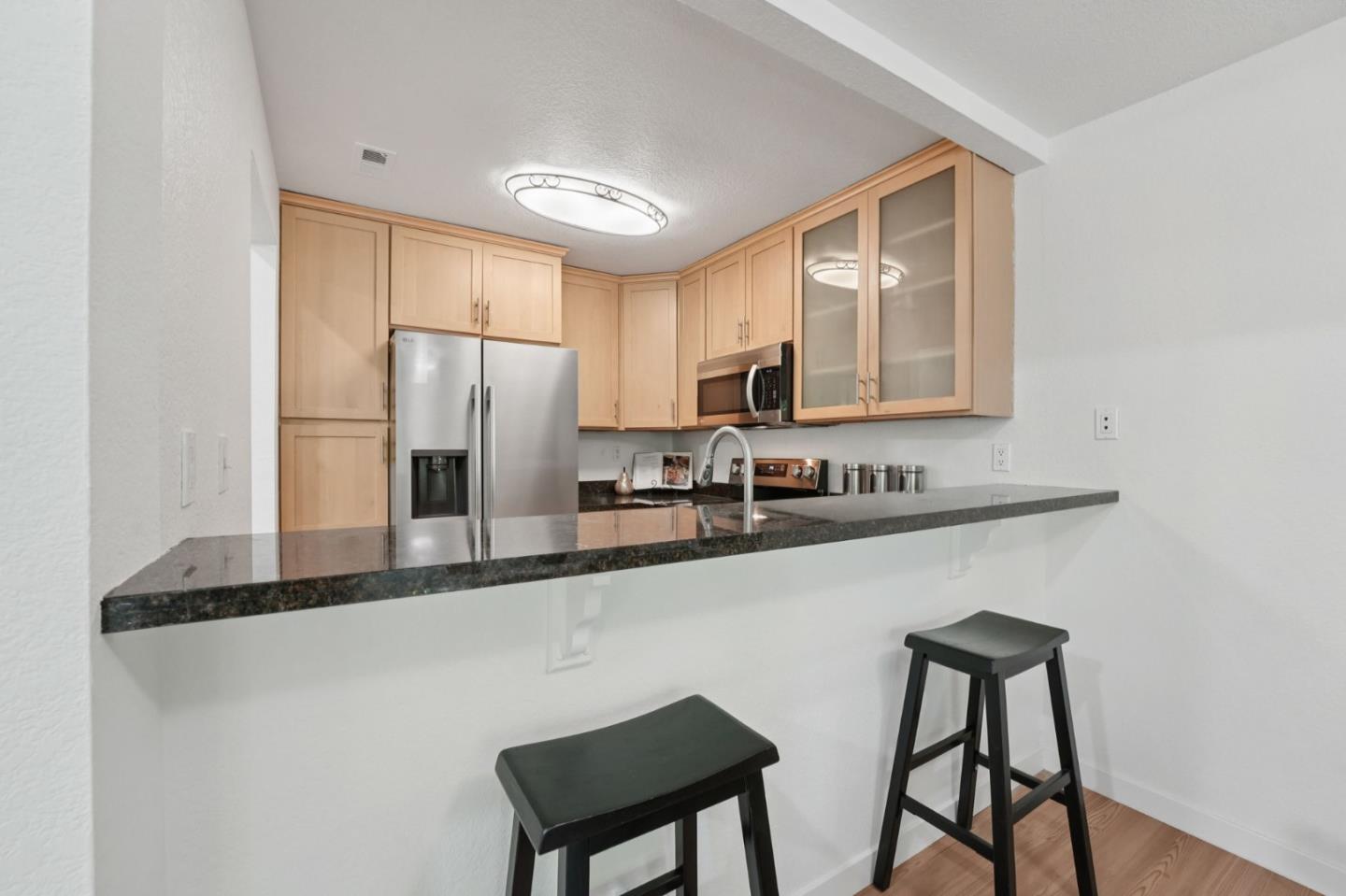 Detail Gallery Image 16 of 49 For 1409 La Terrace Cir, San Jose,  CA 95123 - 2 Beds | 1 Baths