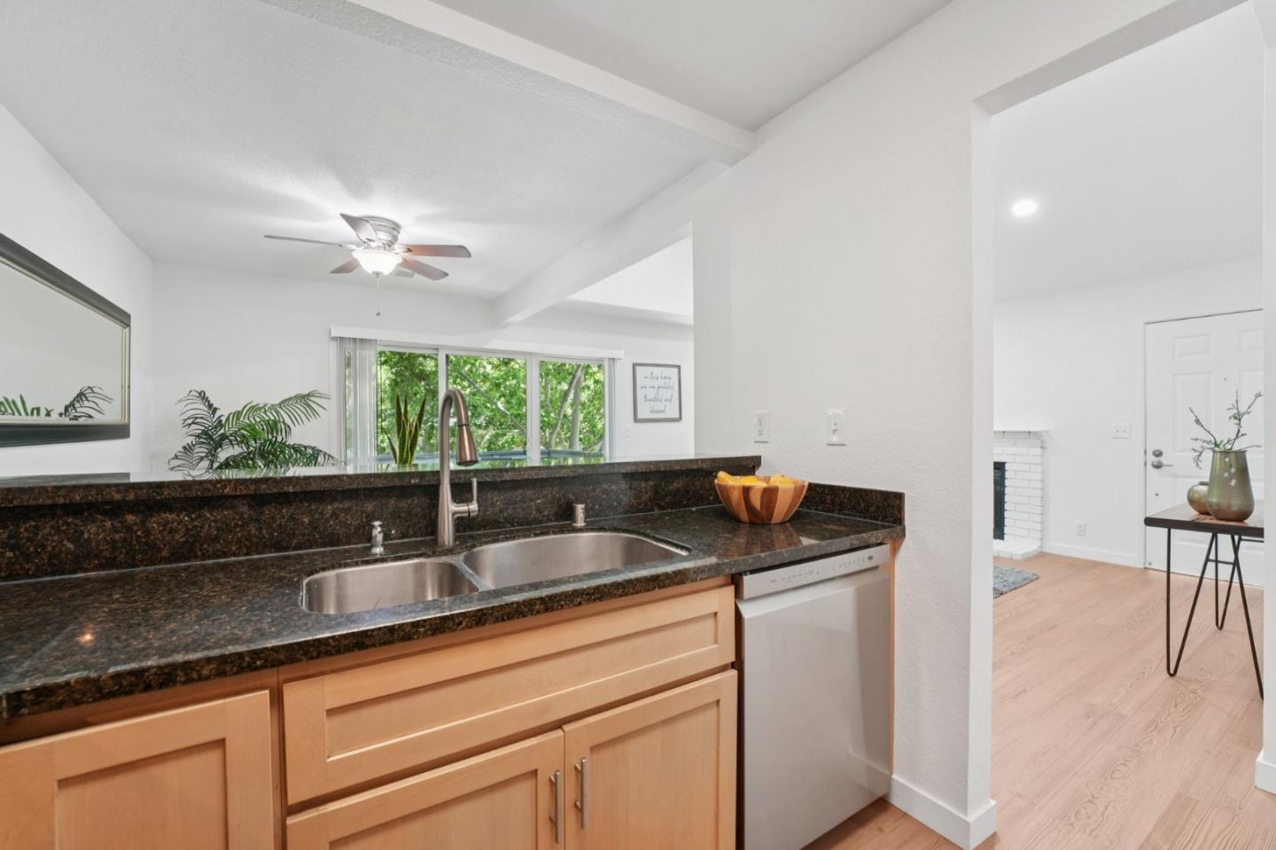 Detail Gallery Image 21 of 49 For 1409 La Terrace Cir, San Jose,  CA 95123 - 2 Beds | 1 Baths