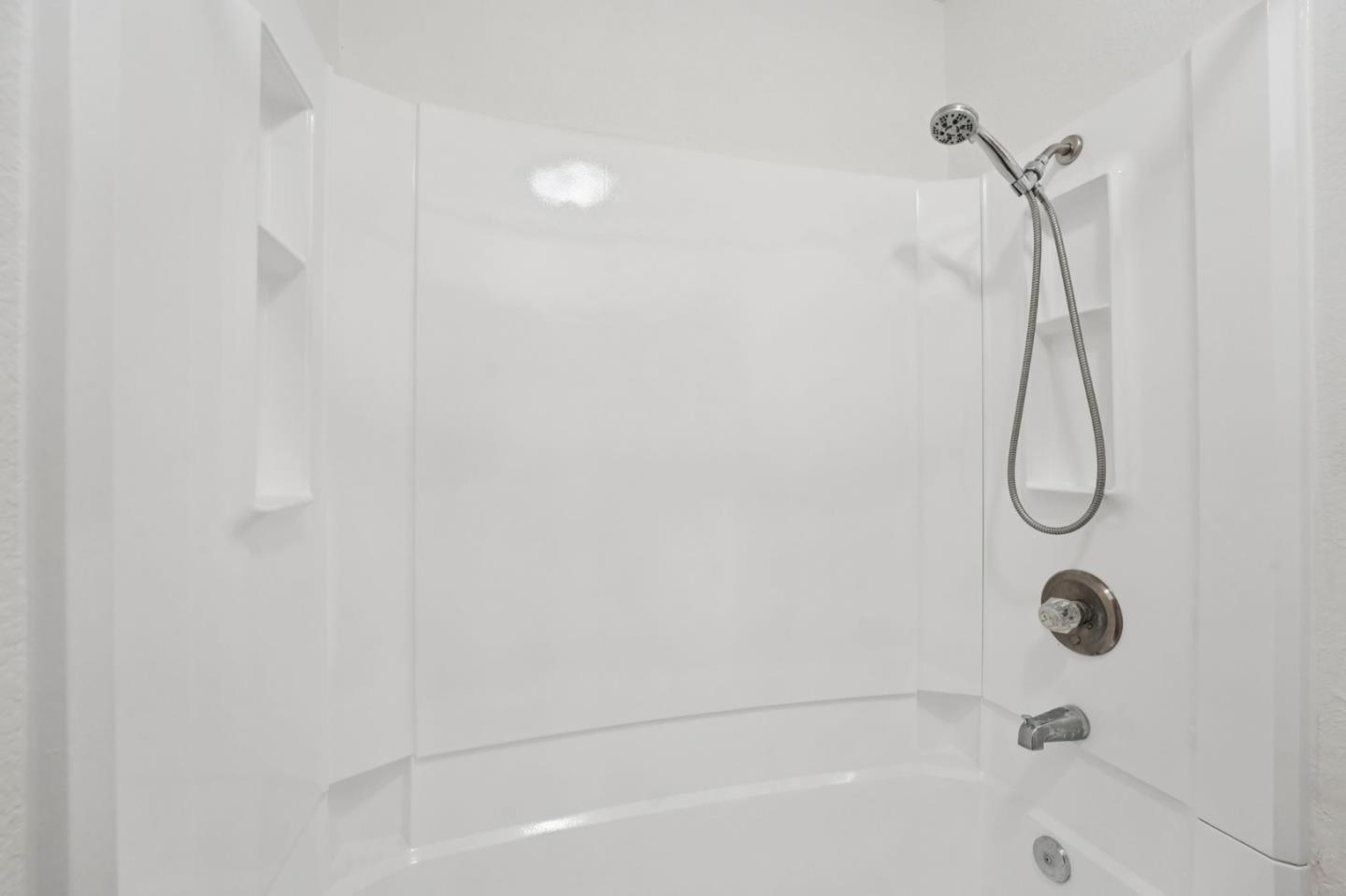 Detail Gallery Image 38 of 49 For 1409 La Terrace Cir, San Jose,  CA 95123 - 2 Beds | 1 Baths