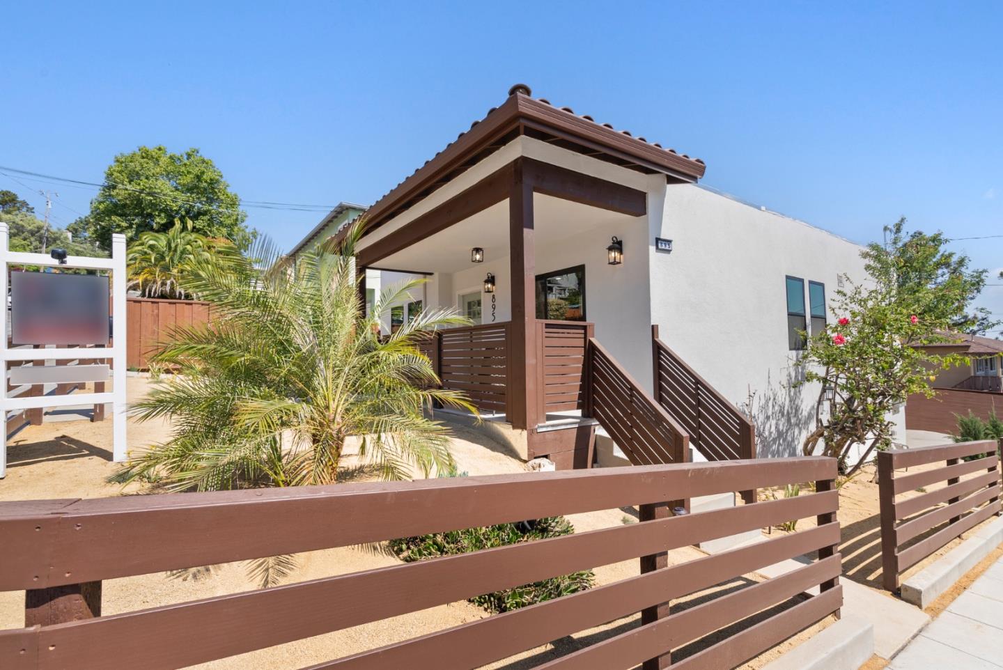 Detail Gallery Image 3 of 53 For 895 Laurel Ave, Belmont,  CA 94002 - 4 Beds | 3 Baths