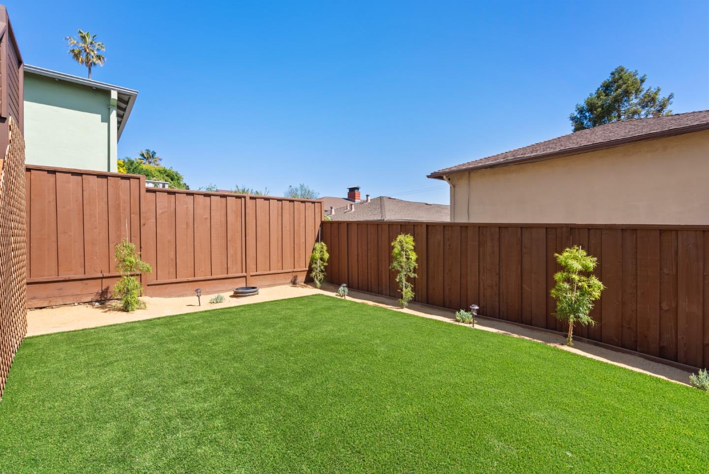 Detail Gallery Image 40 of 53 For 895 Laurel Ave, Belmont,  CA 94002 - 4 Beds | 3 Baths