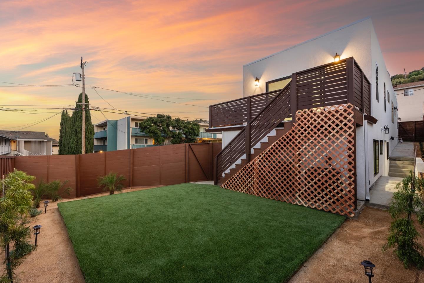 Detail Gallery Image 51 of 53 For 895 Laurel Ave, Belmont,  CA 94002 - 4 Beds | 3 Baths