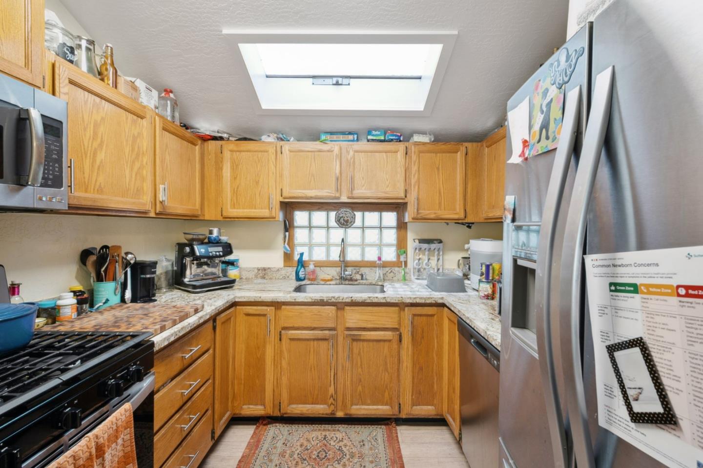 Detail Gallery Image 10 of 45 For 552 14th Ave, Santa Cruz,  CA 95062 - 4 Beds | 3 Baths