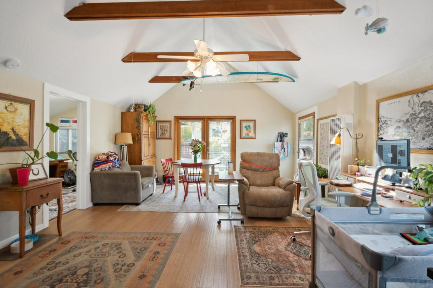 Detail Gallery Image 14 of 45 For 552 14th Ave, Santa Cruz,  CA 95062 - 4 Beds | 3 Baths