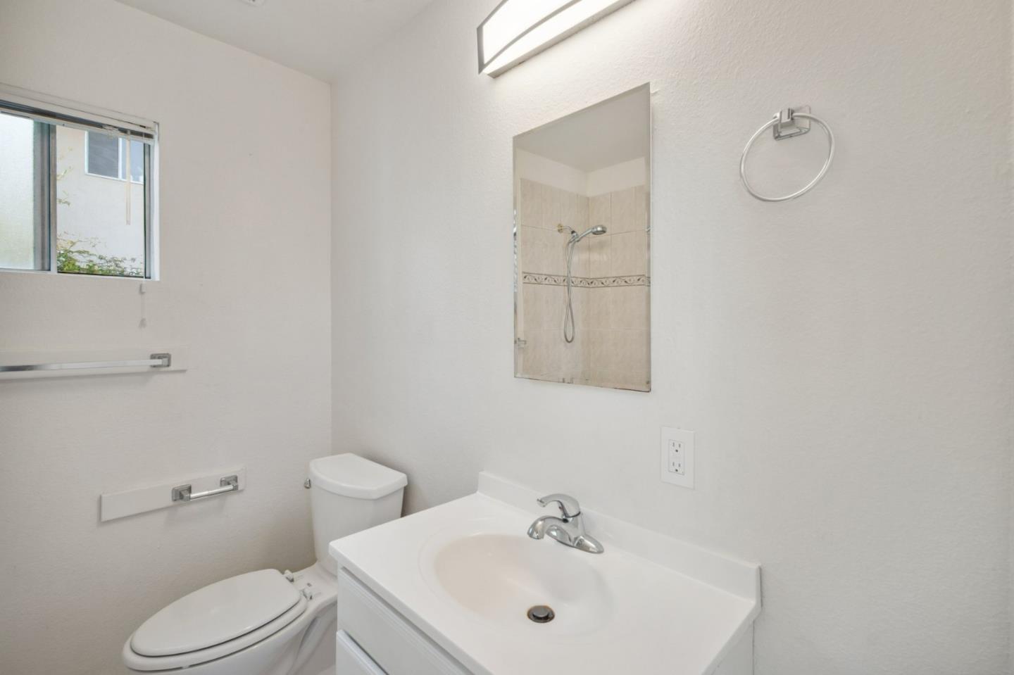 Detail Gallery Image 21 of 45 For 552 14th Ave, Santa Cruz,  CA 95062 - 4 Beds | 3 Baths