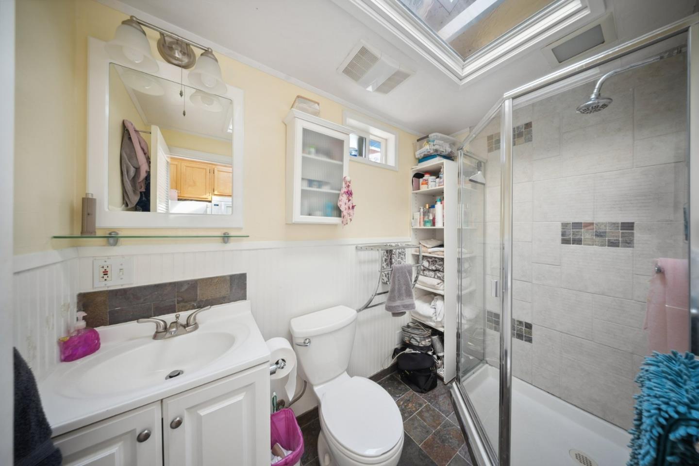 Detail Gallery Image 32 of 45 For 552 14th Ave, Santa Cruz,  CA 95062 - 4 Beds | 3 Baths