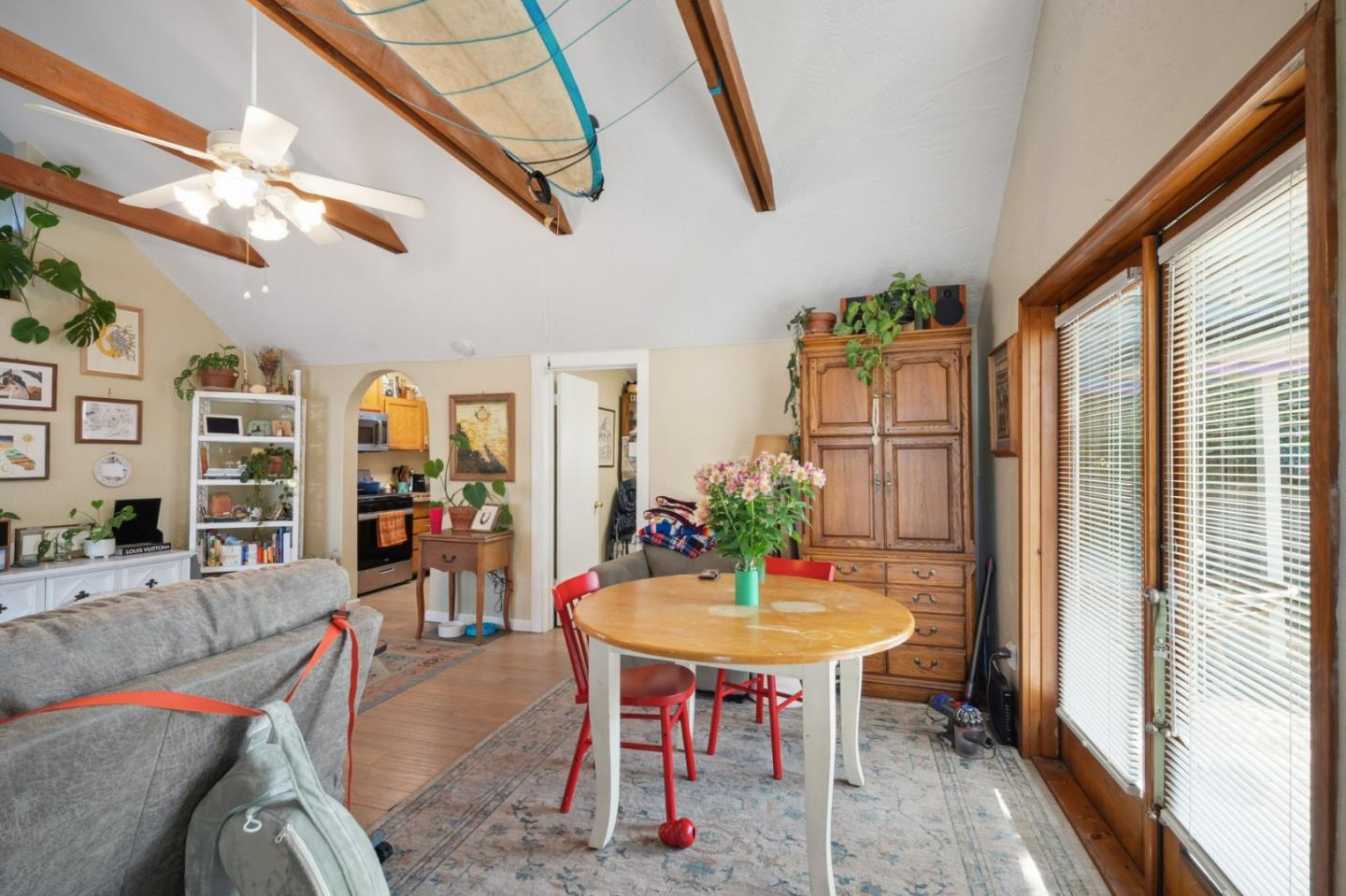Detail Gallery Image 6 of 45 For 552 14th Ave, Santa Cruz,  CA 95062 - 4 Beds | 3 Baths