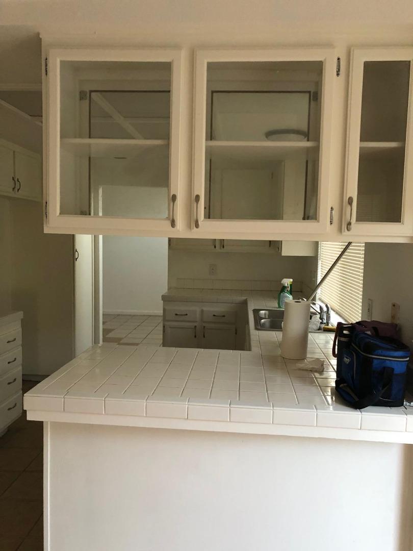 Detail Gallery Image 9 of 12 For 1507 Capitol Cir, Stockton,  CA 95206 - 4 Beds | 2/1 Baths