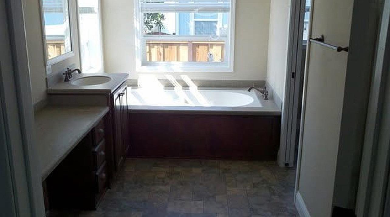 Detail Gallery Image 14 of 17 For 1085 Tasman Dr #852,  Sunnyvale,  CA 94089 - 3 Beds | 2 Baths