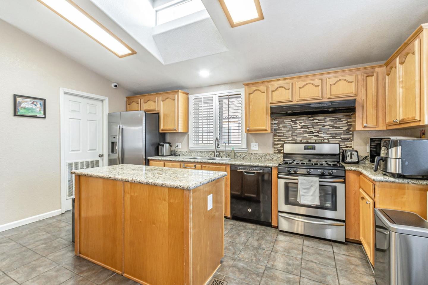 Detail Gallery Image 9 of 33 For 510 Saddlebrook Dr #271,  San Jose,  CA 95136 - 3 Beds | 2 Baths