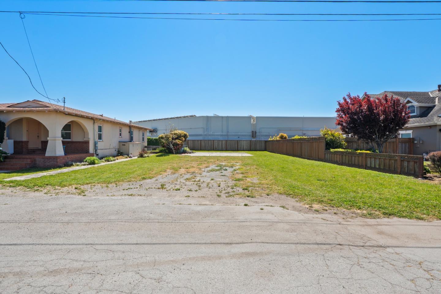 Detail Gallery Image 5 of 16 For 411 Belleville, Half Moon Bay,  CA 94019 - – Beds | – Baths