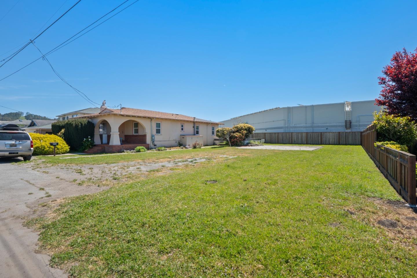 Detail Gallery Image 6 of 16 For 411 Belleville, Half Moon Bay,  CA 94019 - – Beds | – Baths