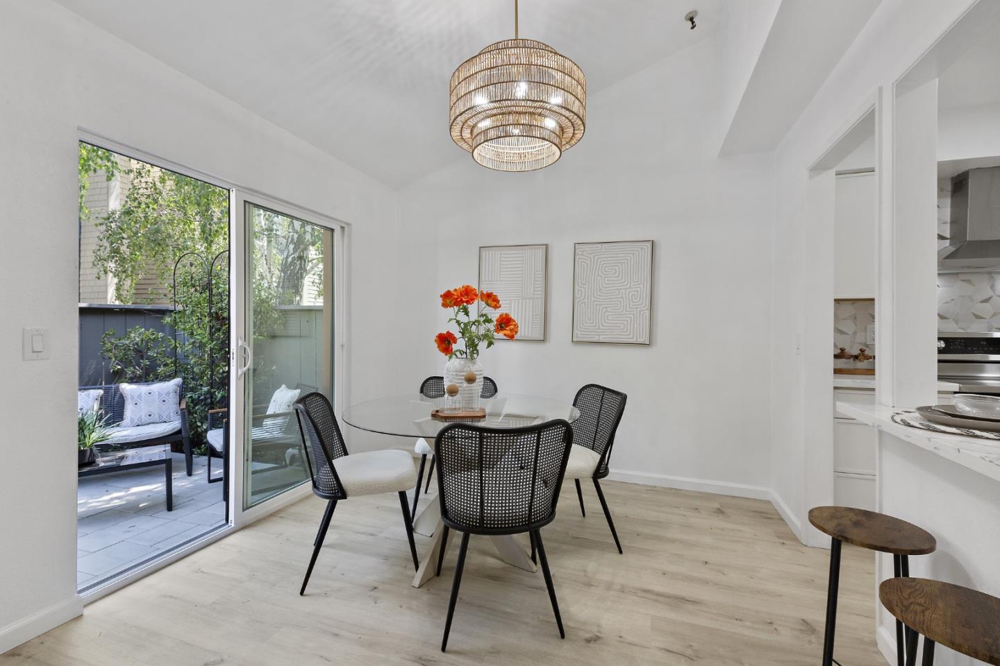 Detail Gallery Image 11 of 51 For 49 Showers Dr #K427,  Mountain View,  CA 94040 - 3 Beds | 2/1 Baths